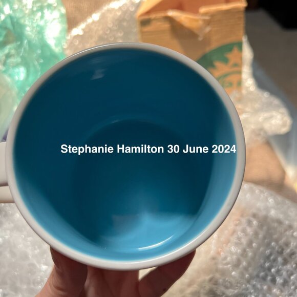 Dubai Starbucks Mug - Picture 3 of 4